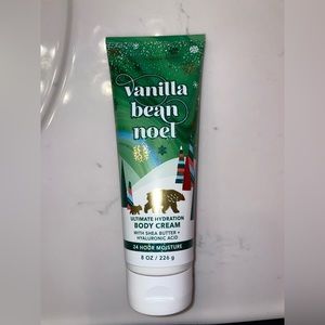 NWT bath and body works